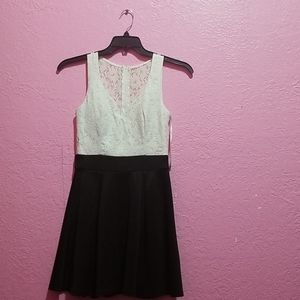 B.Darlin,  Beatyfull dress